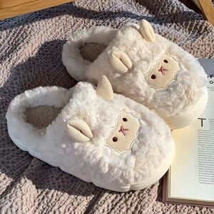 Cute Fluffy Lamb Slippers for Women – Soft Warm Indoor Winter House Shoes